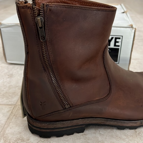 Frye Mens William Lug Zip Boot - New - Picture 5 of 13